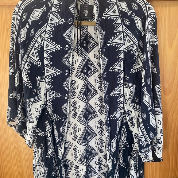 Billabong tribal print kimono - Picture 2 of 2